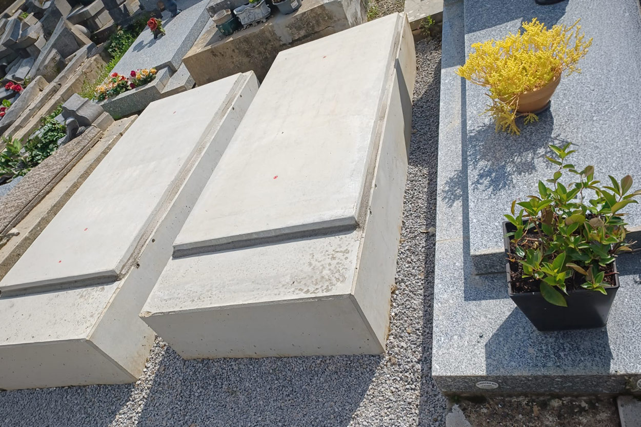 Configurateur monument 40, Configurateur monument 64, Configurateur monument Cambo les Bains, Création de monuments 40, Création de monuments 64, Création de monuments Cambo les Bains, Entretien rénovation monuments 40, Entretien rénovation monuments 64, Entretien rénovation monuments Cambo les Bains, Fleurs funéraire 40, Fleurs funéraire 64, Fleurs funéraire Cambo les Bains, Marbrerie 40, Marbrerie 64, Marbrerie Cambo les Bains, Plaques funéraire 40, Plaques funéraire 64, Plaques funéraire Cambo les Bains