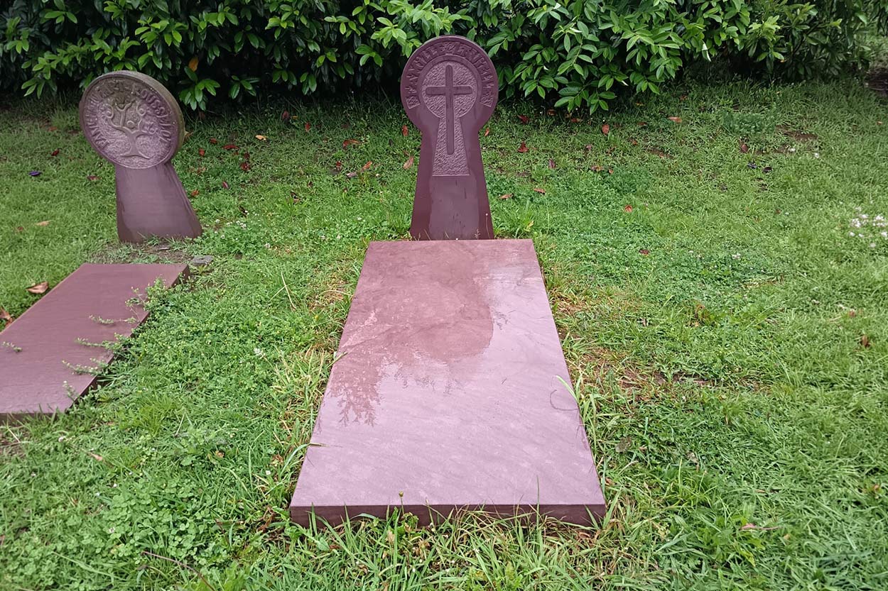 Configurateur monument 40, Configurateur monument 64, Configurateur monument Cambo les Bains, Création de monuments 40, Création de monuments 64, Création de monuments Cambo les Bains, Entretien rénovation monuments 40, Entretien rénovation monuments 64, Entretien rénovation monuments Cambo les Bains, Fleurs funéraire 40, Fleurs funéraire 64, Fleurs funéraire Cambo les Bains, Marbrerie 40, Marbrerie 64, Marbrerie Cambo les Bains, Plaques funéraire 40, Plaques funéraire 64, Plaques funéraire Cambo les Bains